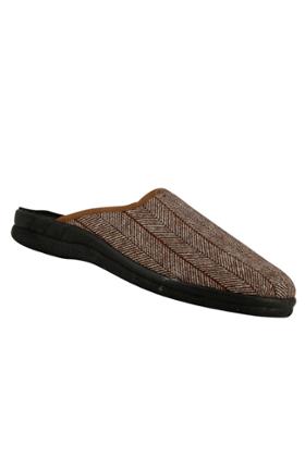 CHAUSSONS TYPE MULES