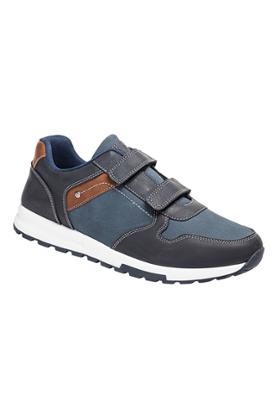 BASKETS AVEC VELCRO