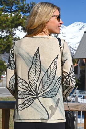 PULL FEUILLES