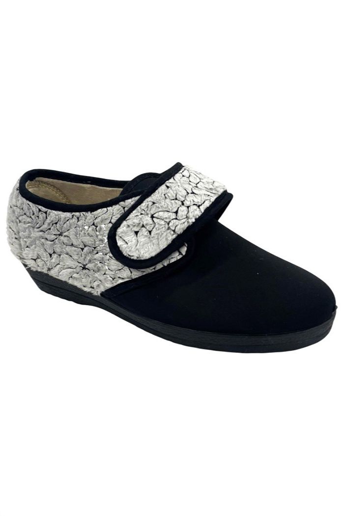 CHAUSSONS AVEC VELCRO